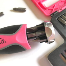 APOLLO TOOLS 13-in-1 Ratcheting Screwdriver with Bit Set – Pink -DT5021P detail of  bit receptacle in the screwdriver handle