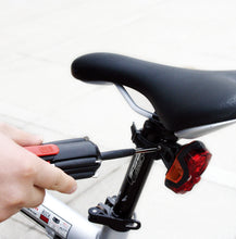 Mr. 7-Hands - DT1019 shown in use on bicycle
