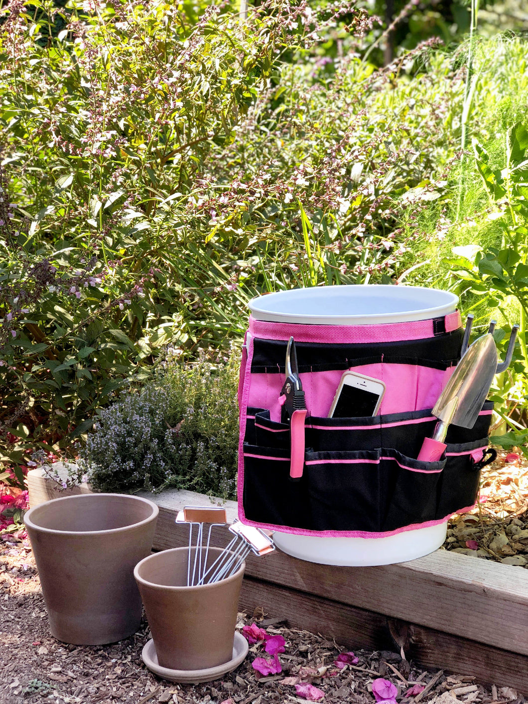 Pink bucket organizer converts bucket into storage with 34 pockets