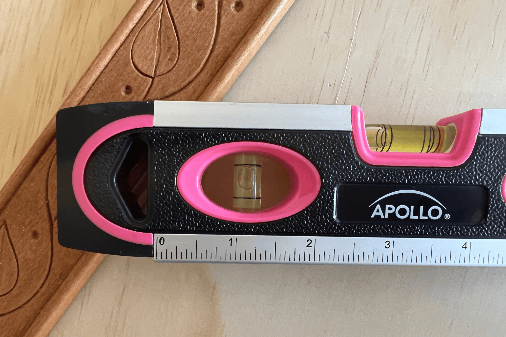 PINK 9-inch torpedo-shaped spirit level for 180/90/45 degrees leveling ...